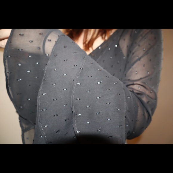 Dramatic Selena tip - Picture 3 of 4